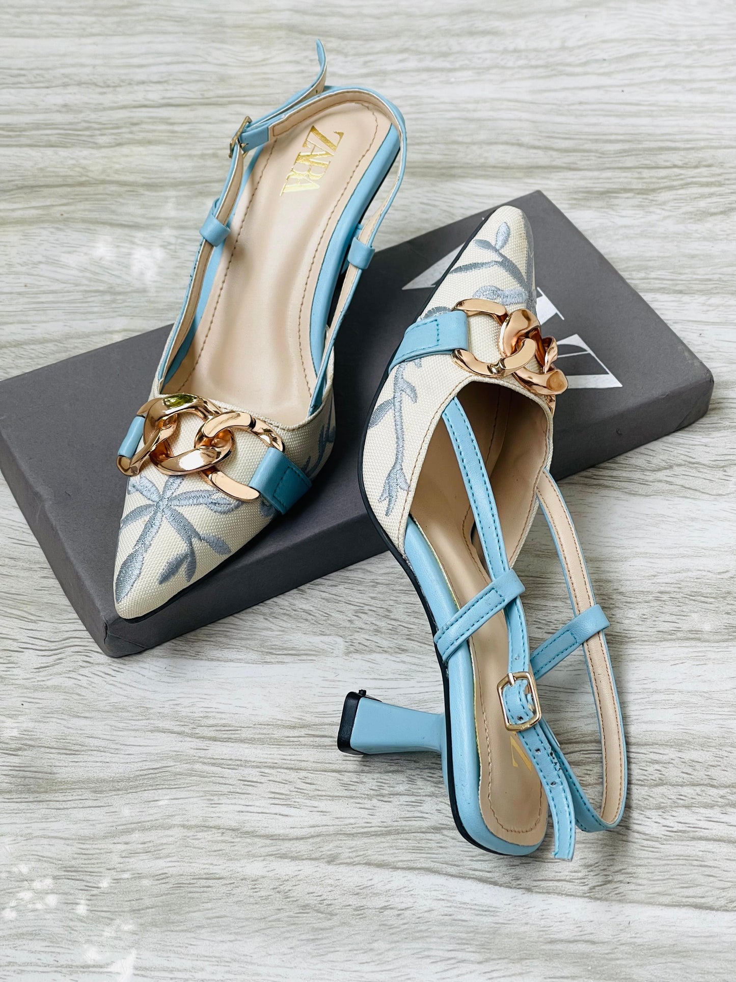 ZARA EMBROIDERED HEELS