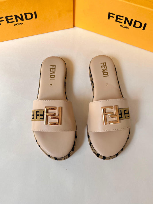 Fendi Slides Slipper