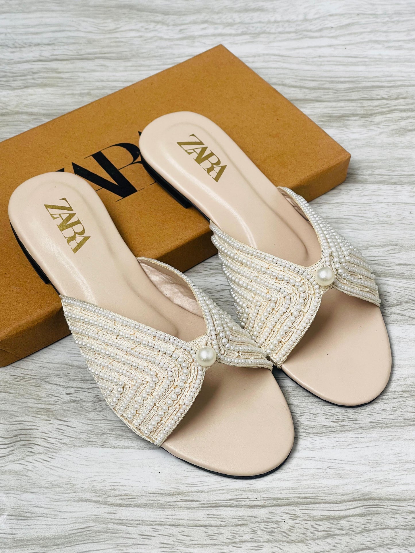 ZARA EMBROIDERED FLATS