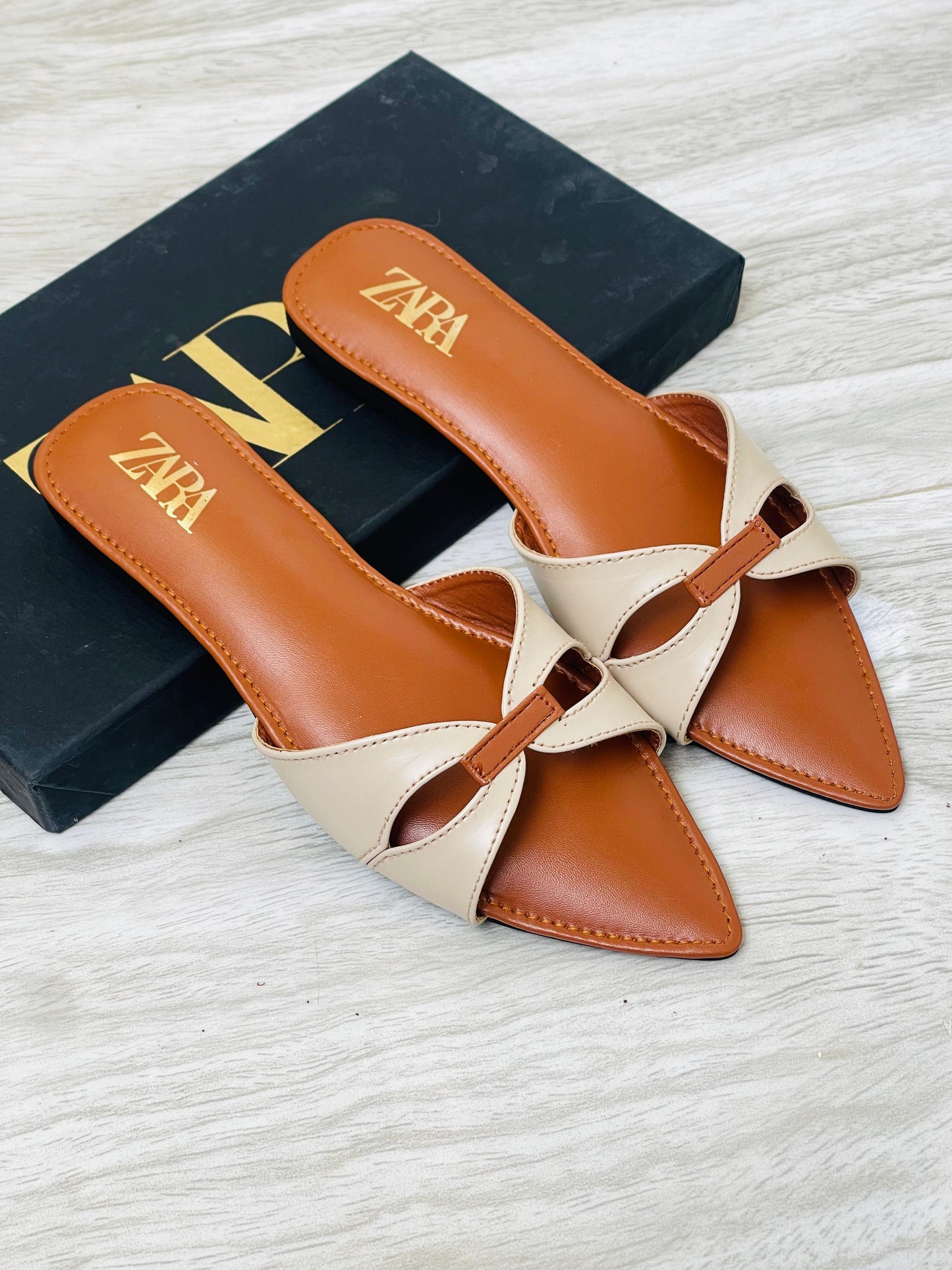 ZARA CUSHION FLATS SLIPPER