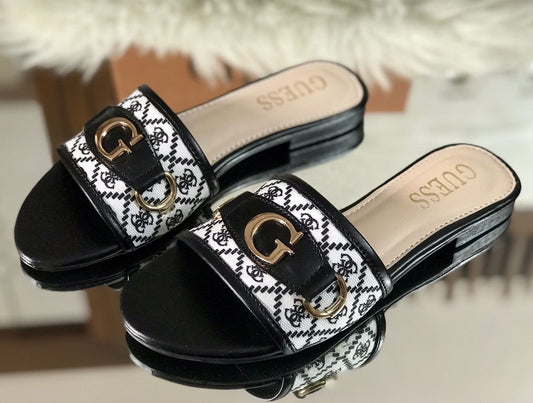 Guess Slipper