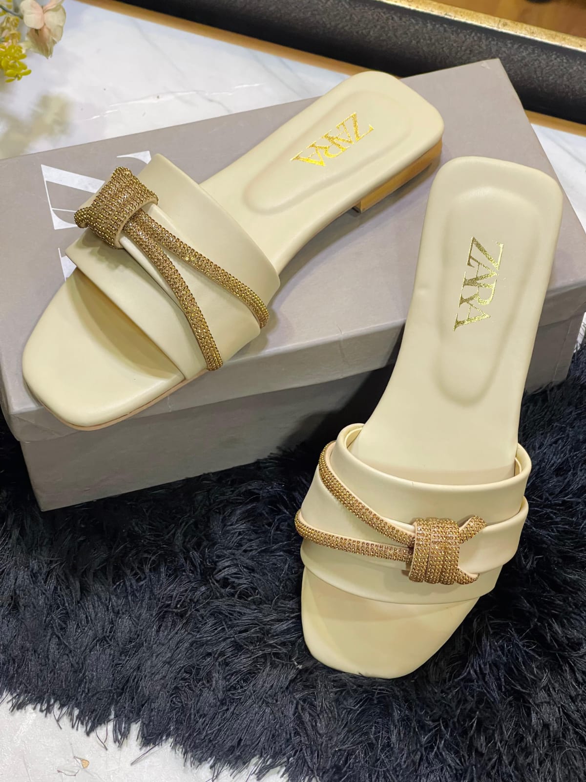 Zara Flat Slipper