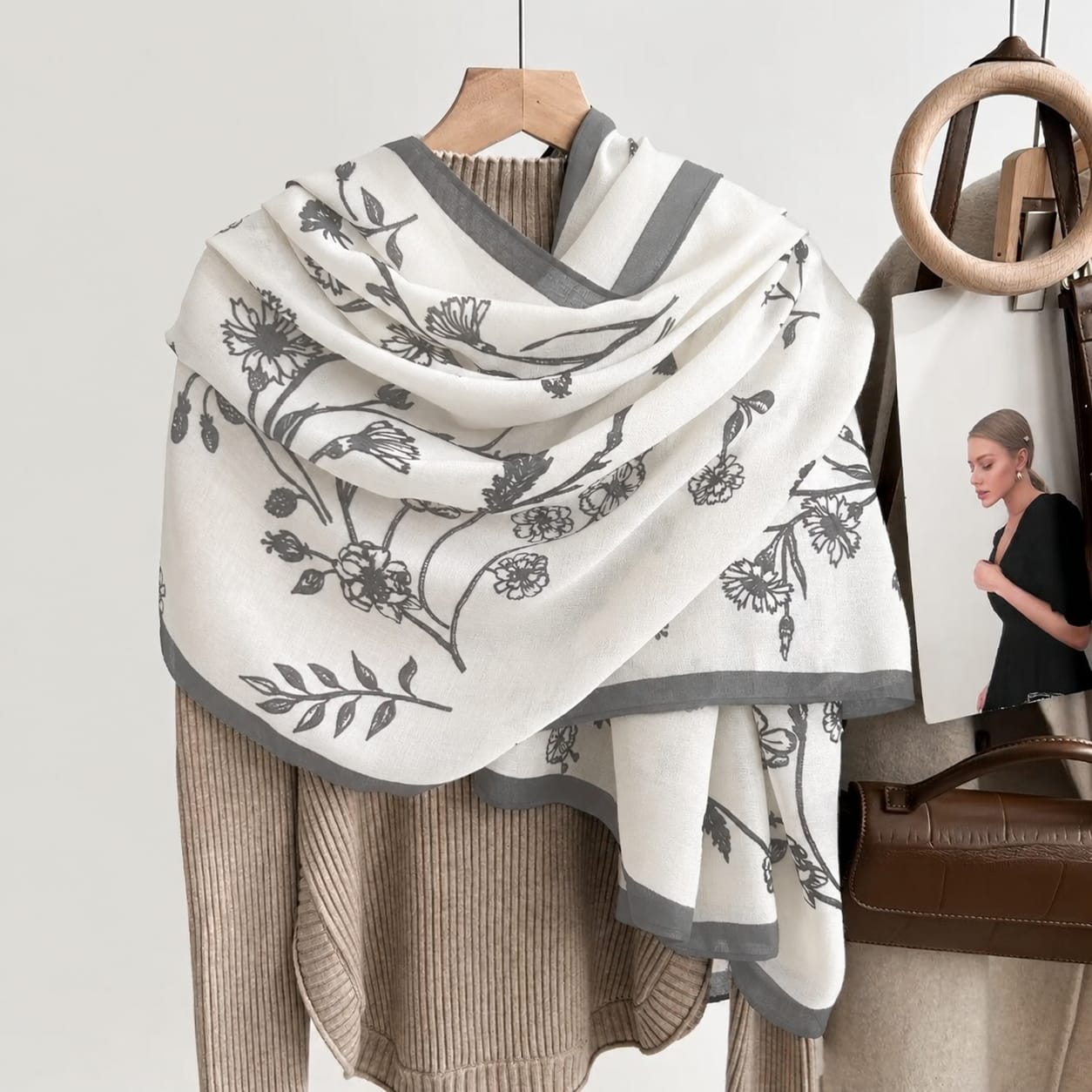 Grey and White Monochrome Botanical Wrap