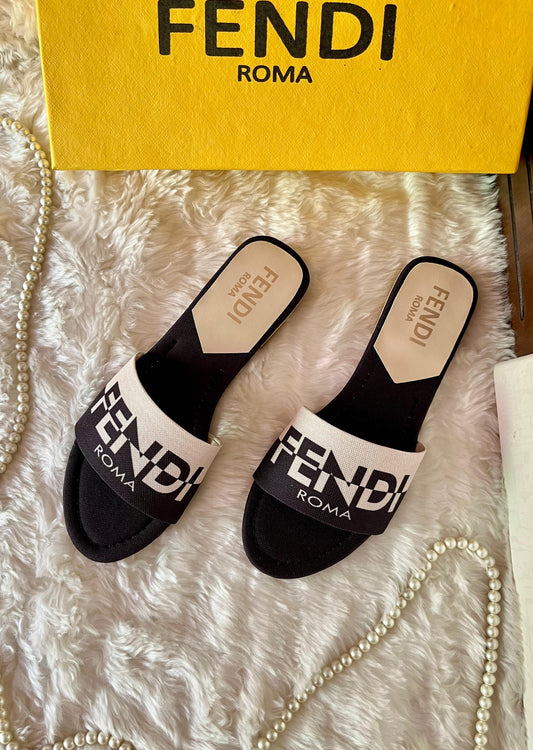 Fendi Roma Slipper