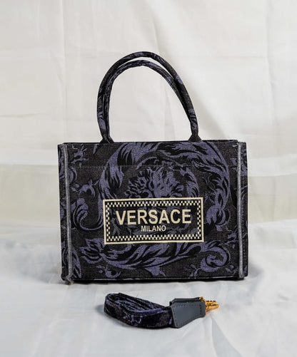 VERSACE