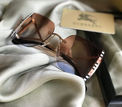 BURBERRY Sunglass