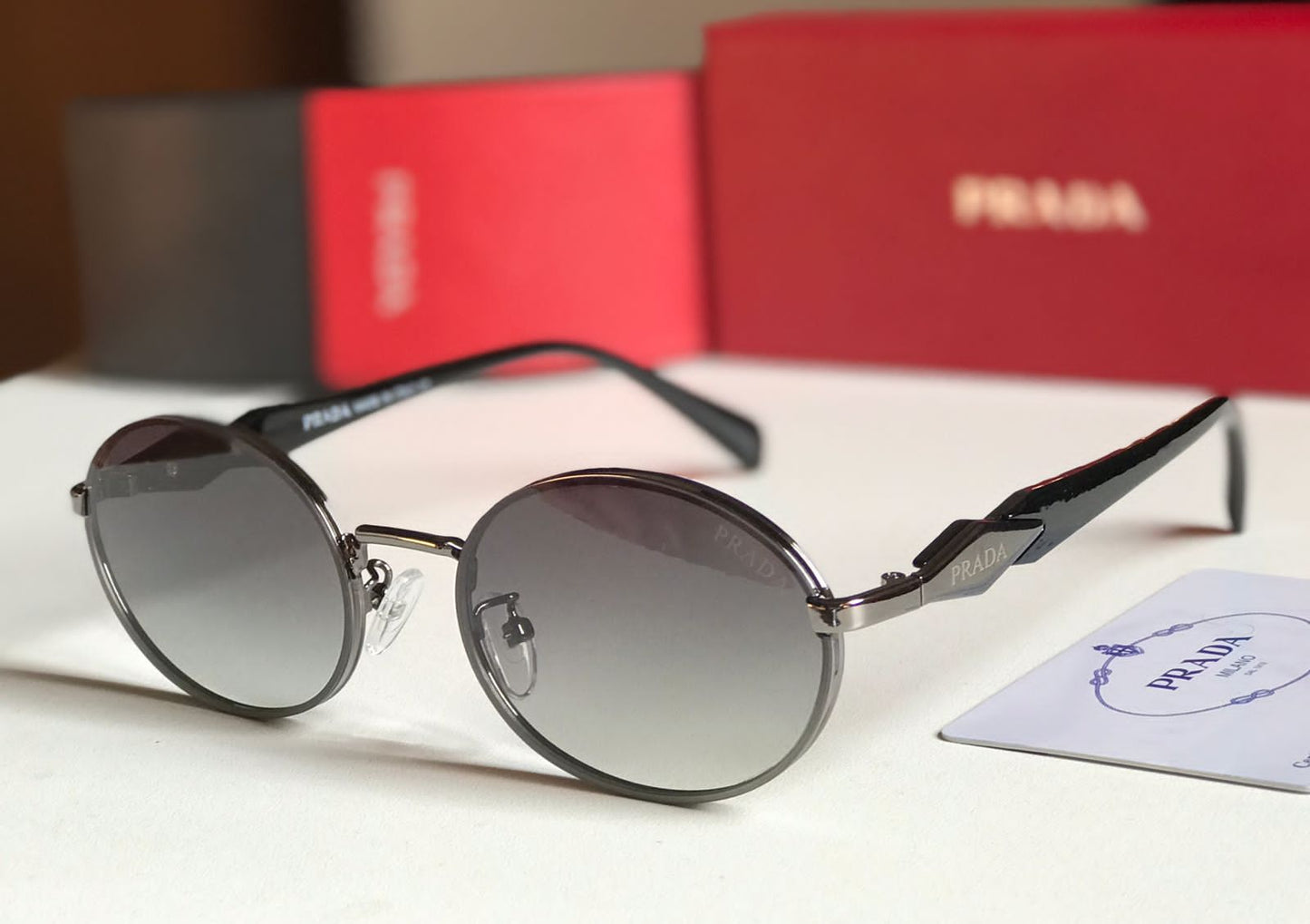 PRADA Sunglass