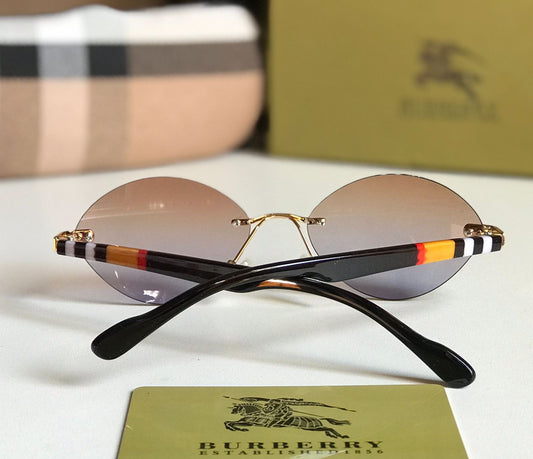 BURBERRY  Sunglass.