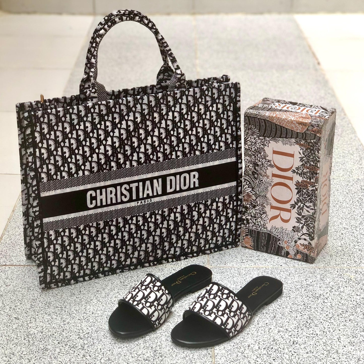 Cristian Dior Bag & slipper