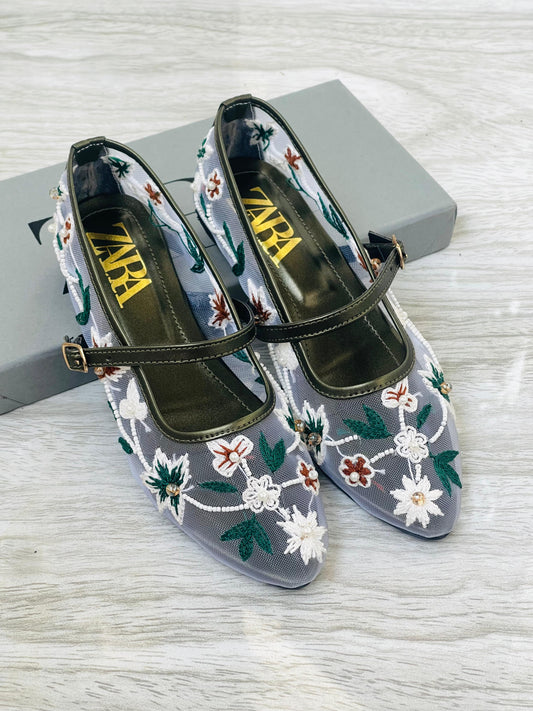 ZARA EMBROIDERED FLATS PUMPS