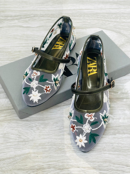 ZARA EMBROIDERED FLATS PUMPS