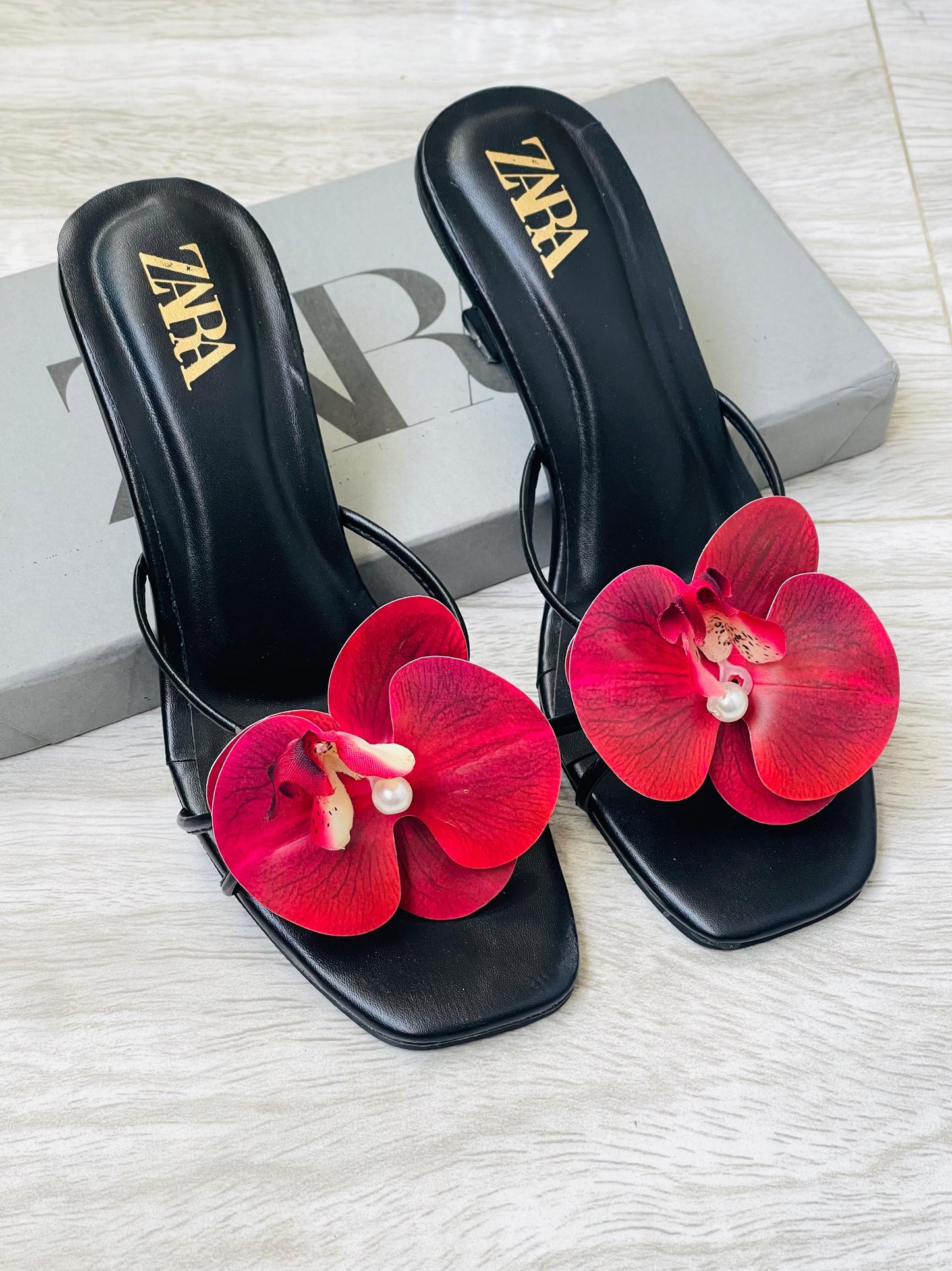 ZARA FLOWER HEELS