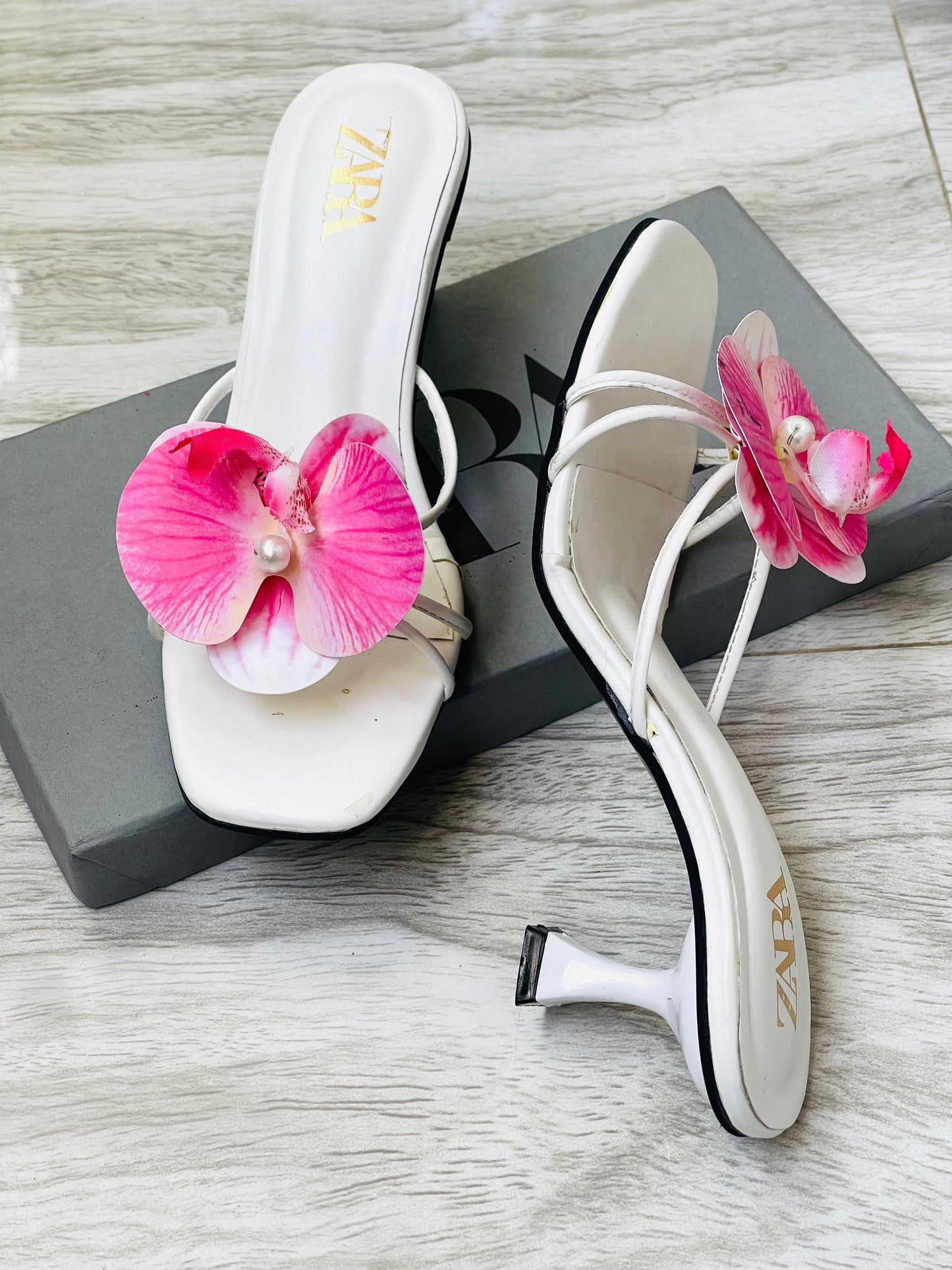 ZARA FLOWER HEELS