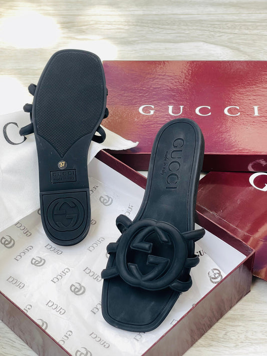 GUCCI GG JELLY SLIDES SLIPPER