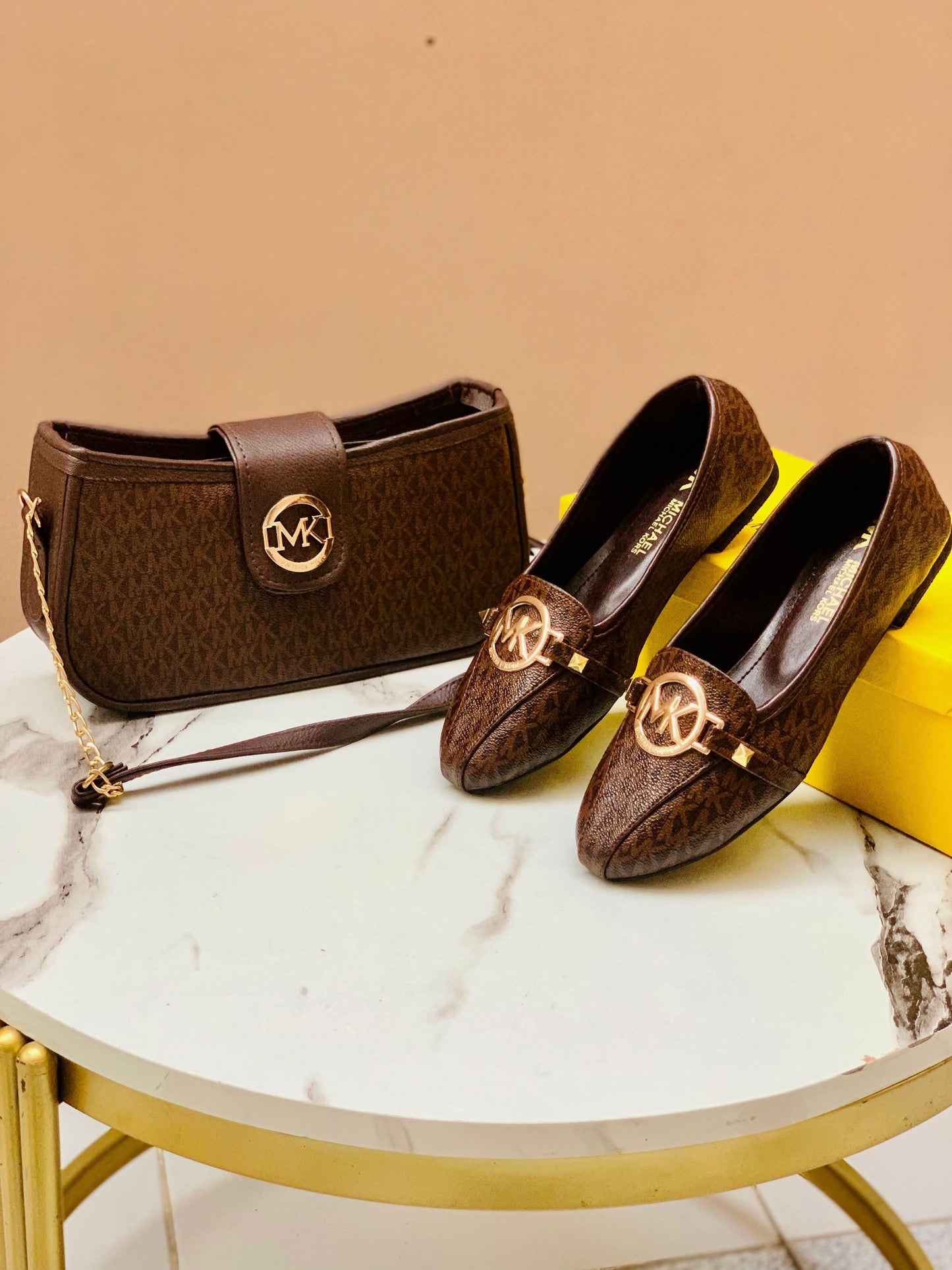 Michael Kors Pump & Bag Set